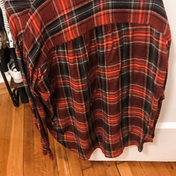 Madewell Red and Green Flannel - Picture 8 of 8